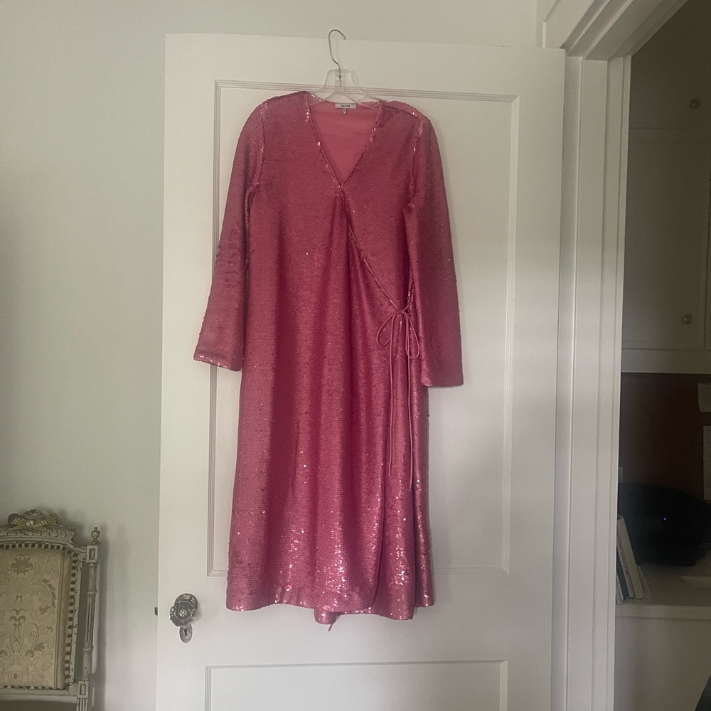 GANNI DRESS
Fabulous condition!!